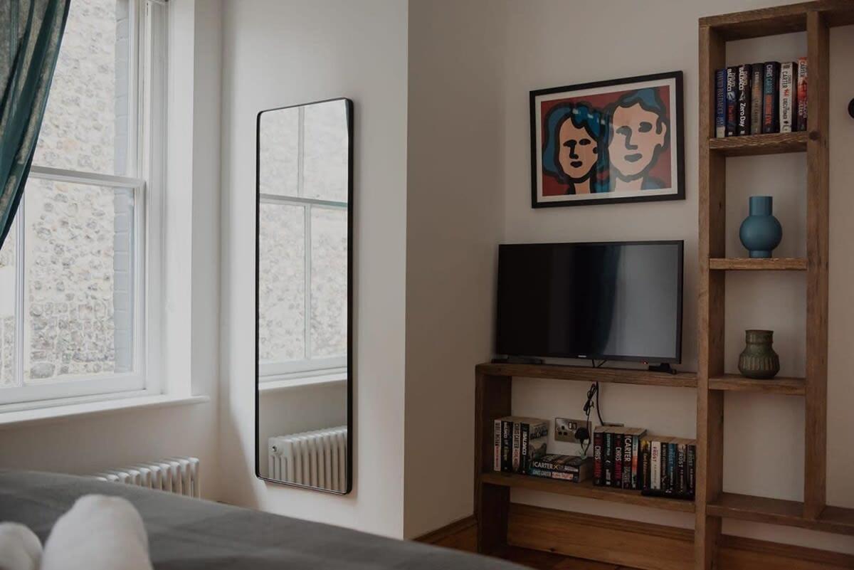 Spacious Norwich Lanes Apartment With Roof Terrace Bagian luar foto