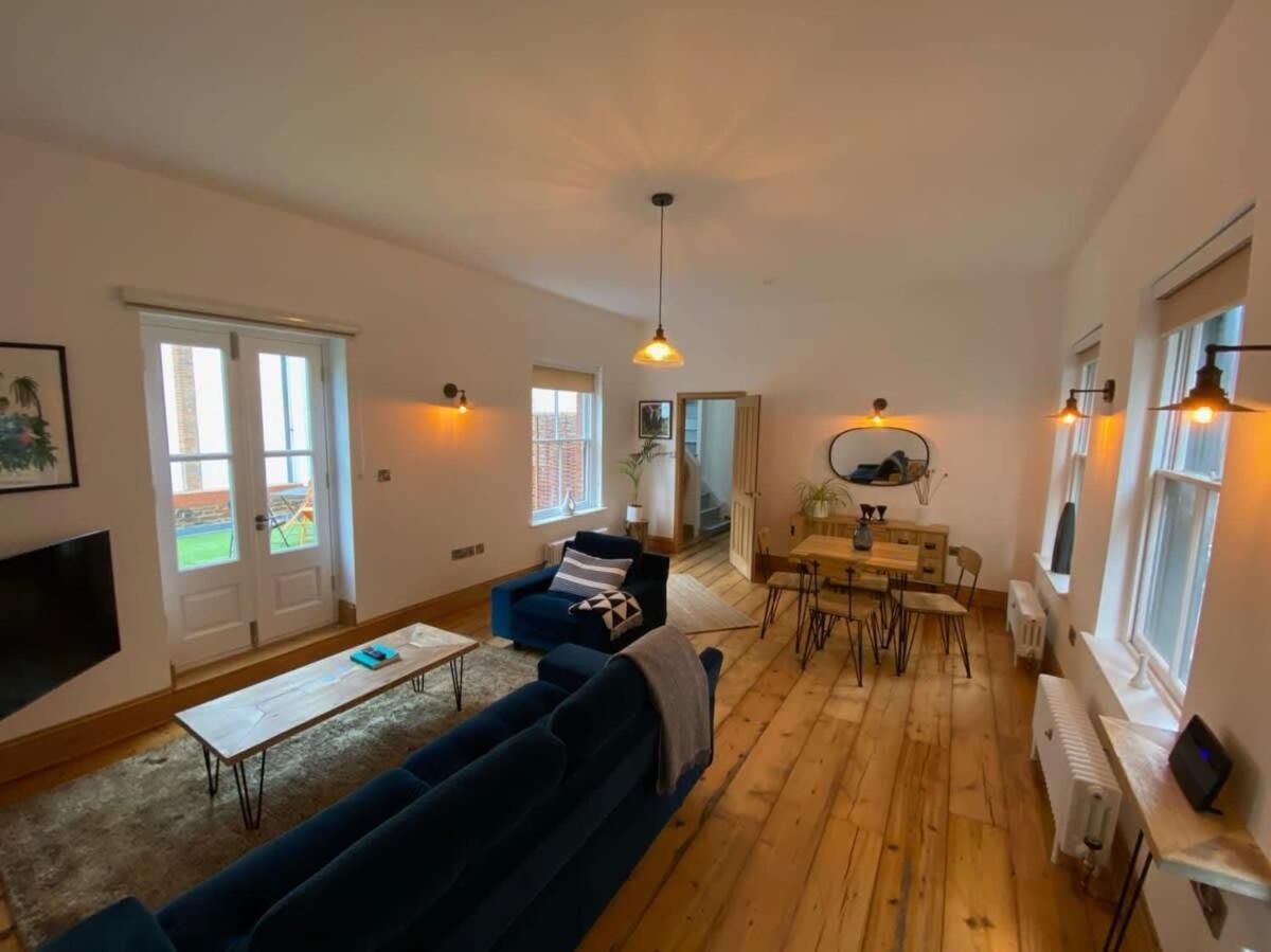 Spacious Norwich Lanes Apartment With Roof Terrace Bagian luar foto